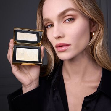 Gold Dust Light Reflecting Setting Powder, NARS Powders