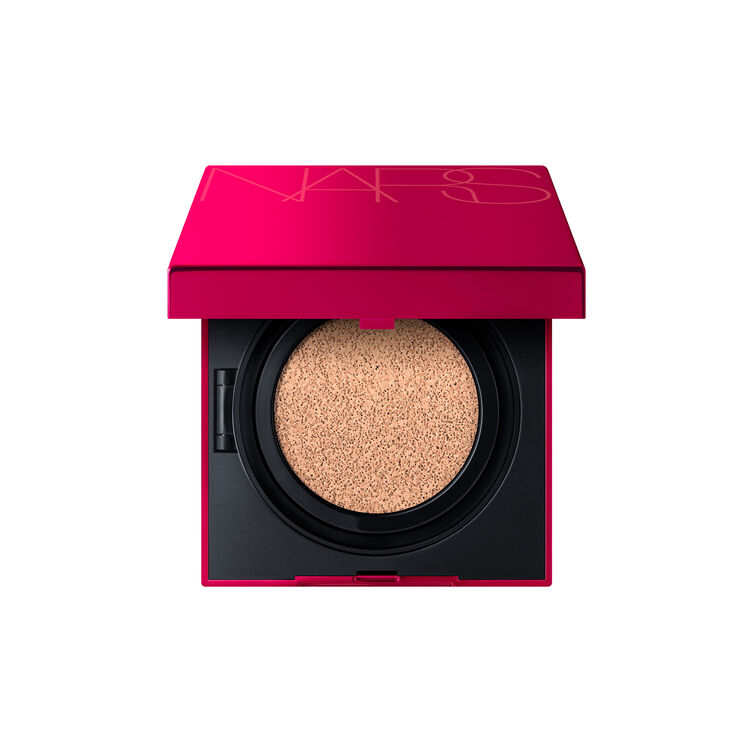 Cojín Natural Radiant Longwear Compact, Año Nuevo Lunar NARS
