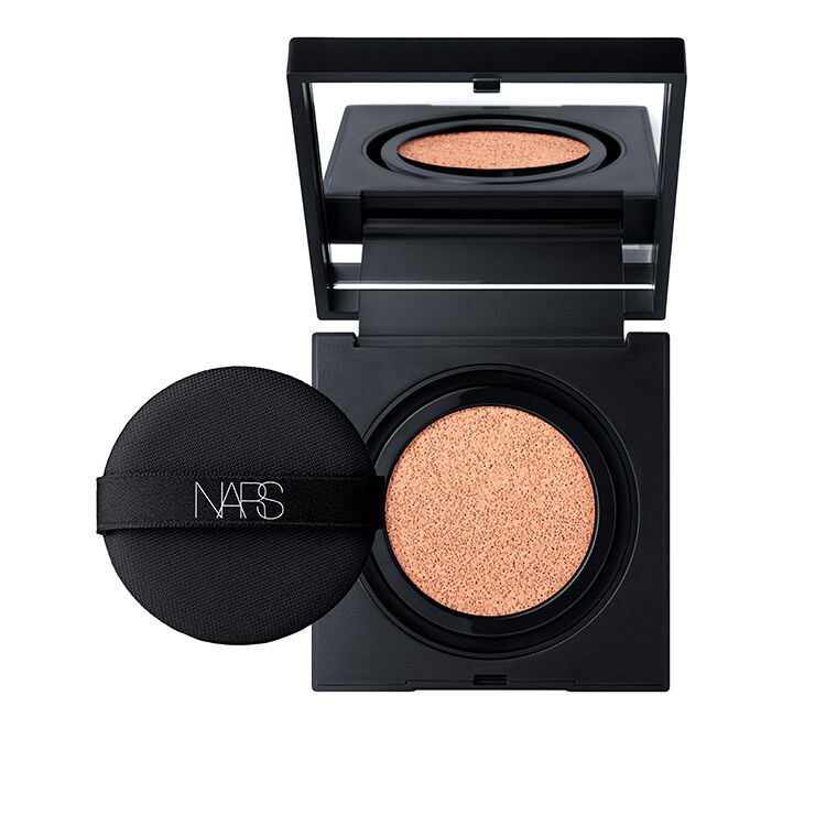 Natural Radiant Longwear Cushion Foundation Spf 50 Pa