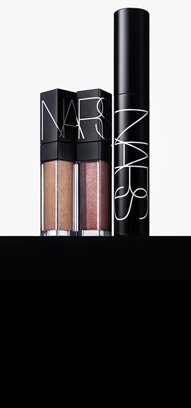 LIGHT UP YOUR LOOK